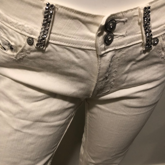 Miss Me Oyster White Camo Capri Jeans with Bling - Picture 4 of 6